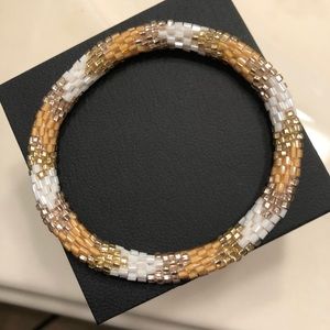 Lily & Laura gold and white beaded Bracelet